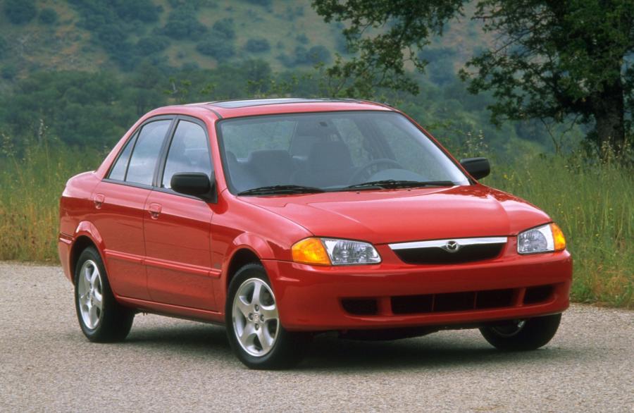  Mazda Protege 1999 года  (фото 1 из 7)